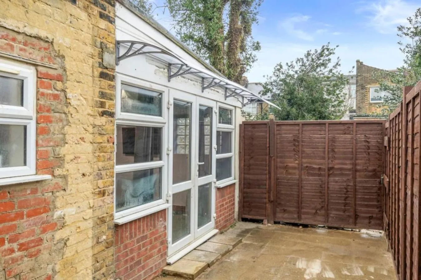 Spacious One Bedroom Flat Free Parking London Apartment